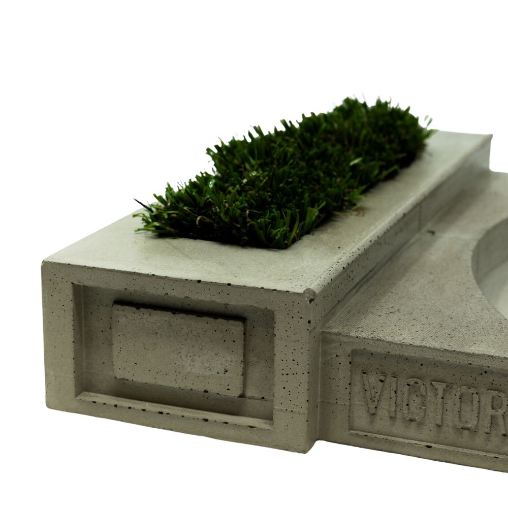 Victory Triple Ledge