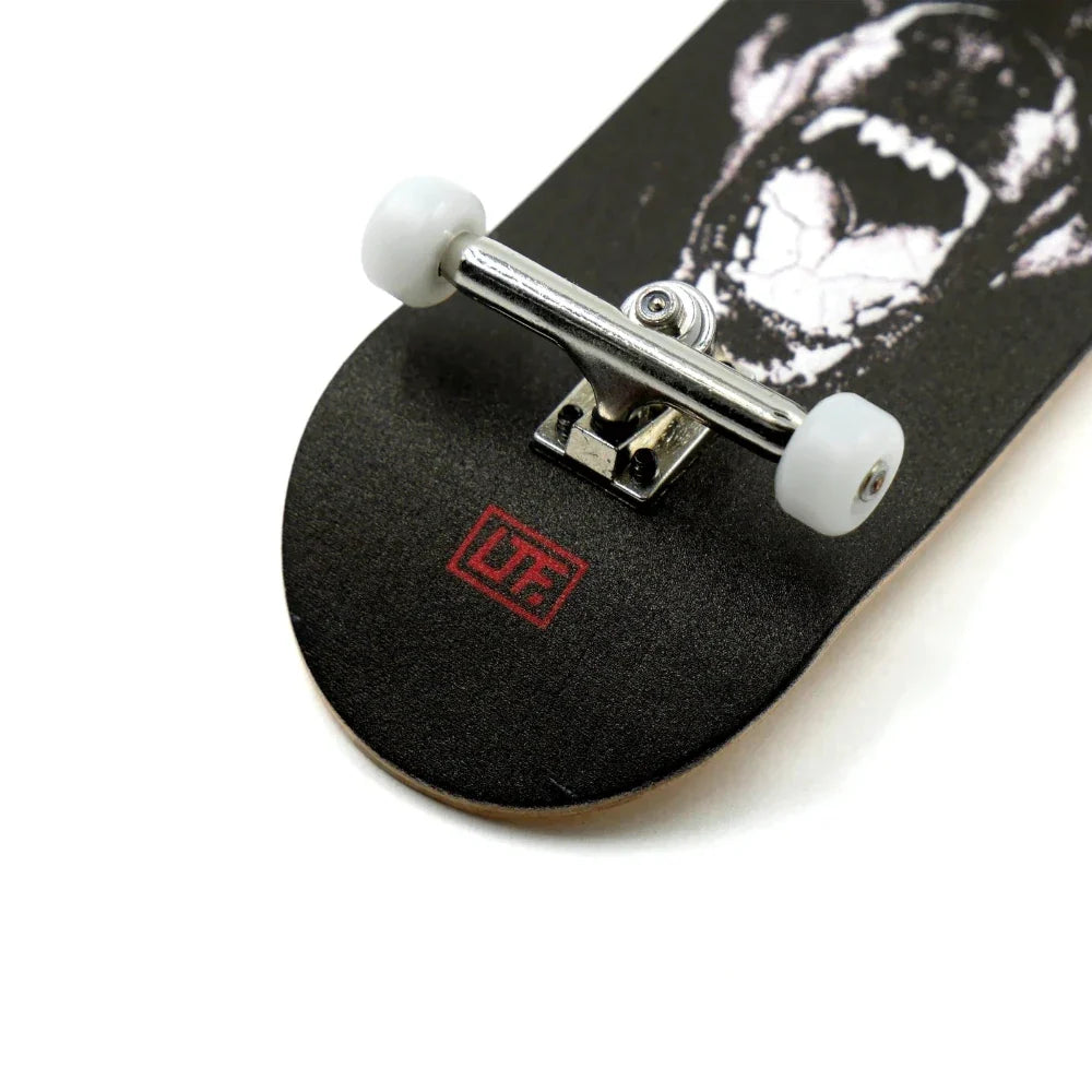 Slushcult Chrome Doberman Grom Complete Fingerboard 34mm