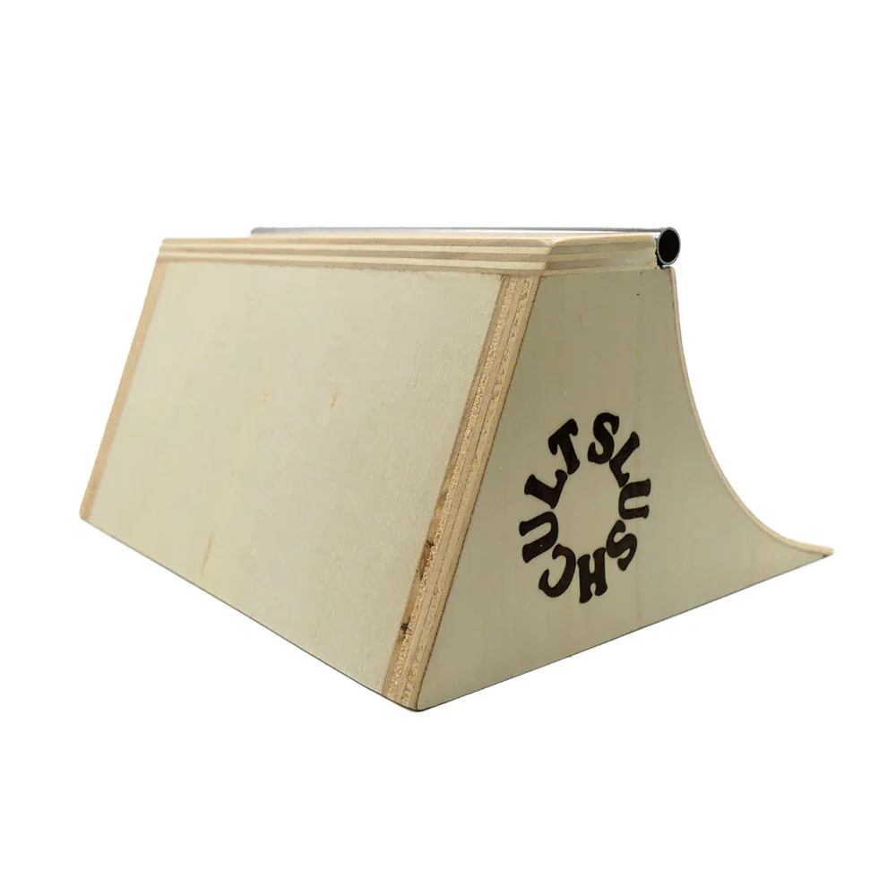 Slushcult Quarter Pipe / Bank