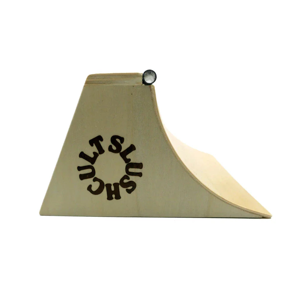Slushcult Quarter Pipe / Bank