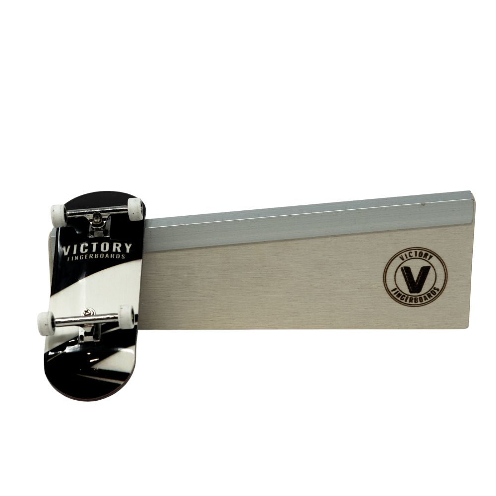 Victory Fingerboards Wooden Angle Ledge Bench